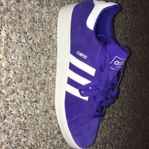 Adidas campus sneaker